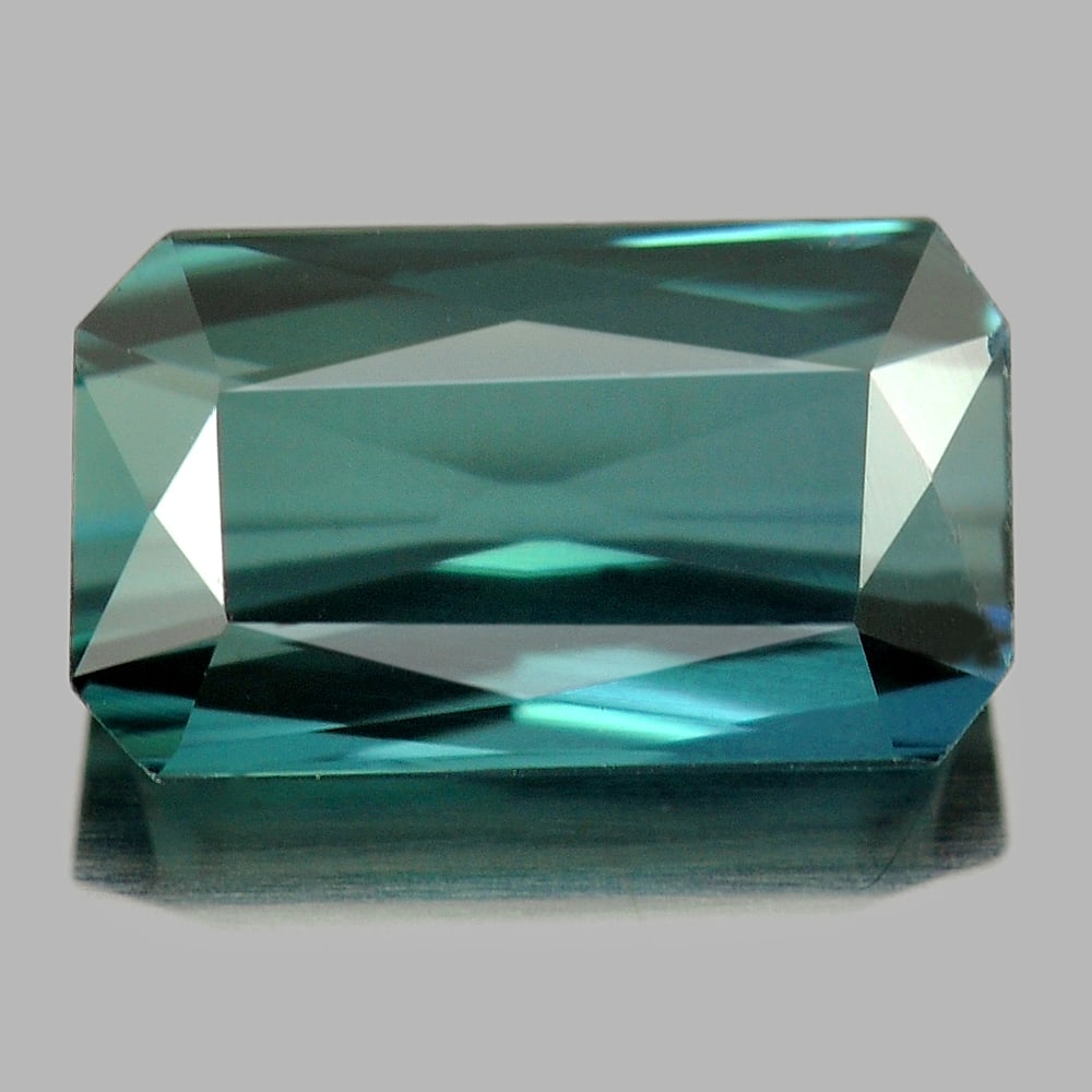 Blue Indicolite Tourmaline 0.92 Ct Clean Octagon Shape 7.4 x 4.3 Mm. Natural Unheated Gemstone From: Product ID: 807239874 Product Name: Natural Tourmaline Weight: 0.92 CT. Size: 7.4 x 4.3 x 2.8 MM. Shape: Octagon Color: Blue Indicolite Clarity:IF Luster: Good Gems Origin: Nigeria Treatment: Unheated