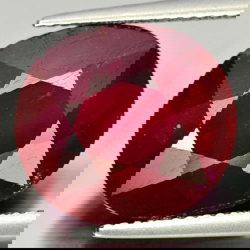 Red Ruby 12.76 Ct. Oval Shape 14 x 12.5 Mm. Natural Gemstone From Madagascar (1 of 3)