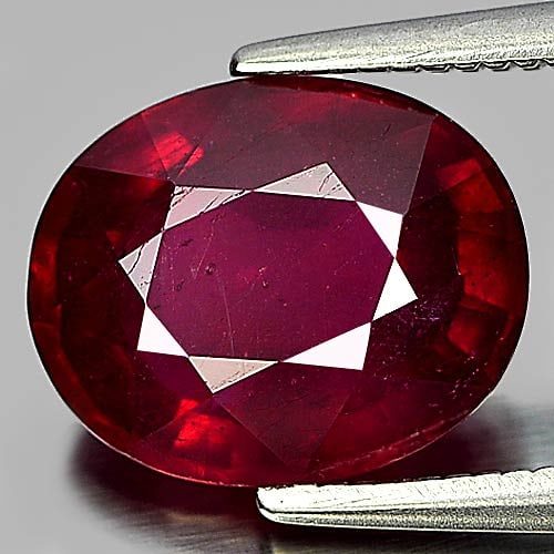 Red Ruby 3.72 Ct. Oval Shape 10 x 8.1 Mm. Natural Gemstone From Mozambique (1 of 3)