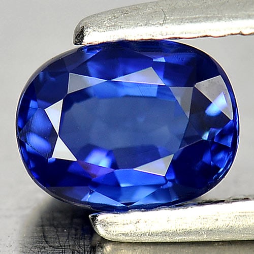 Natural Unheated Blue Sapphire 1.12 Ct. Oval Shape 6.6 x 5.2 Mm. Gemstone From Thailand: Product ID: 806010253 Product Name: Natural Blue Sapphire Weight: 1.12 CT. Size: 6.6 x 5.2 x 3.3 MM. Shape: Oval Color: Blue Clarity:VSI Luster: Very Good Gems Origin: Thailand Treatment: Unheated Cry
