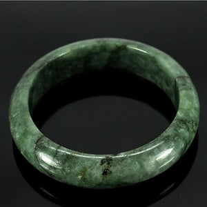 Natural Green Jade Bangle 446.35 Ct. Charming Gemstone Size 80 Mm. (1 of 3)