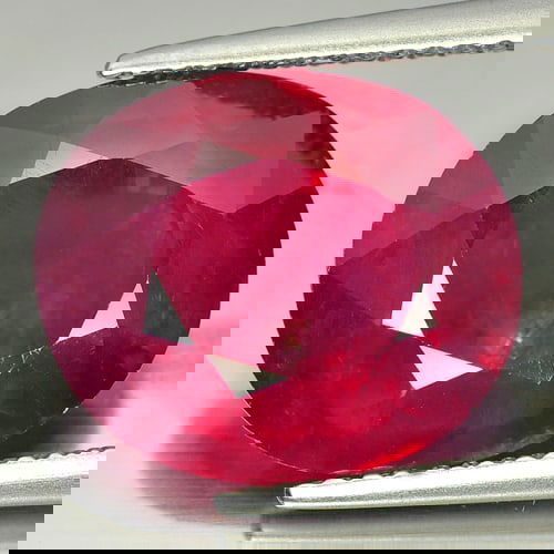 Red Ruby 8.90 Ct. Oval Shape 13.8 x 11.6 Mm. Natural Gemstone From Mozambique (1 of 3)