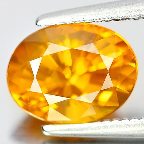 Natural Yellow Sapphire 2.03 Ct. VVS Oval Shape 8.4 x 6.4 x 5 Mm. Gemstone From Thailand: Product ID: 806150355 Product Name: Natural Yellow Sapphire Weight: 2.03 CT. Size: 8.4 x 6.4 x 5 MM. Shape: Oval Color: Yellow Clarity:VVS Luster: Good Gems Origin: Thailand Treatment: Heated Crystal 