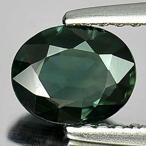 Natural Green Sapphire 0.85 Ct. VVS Oval Shape 6.5 x 5.4 Mm. Gemstone From Thailand: Product ID: 806158751 Product Name: Natural Green Sapphire Weight: 0.85 CT. Size: 6.5 x 5.4 x 2.5 MM. Shape: Oval Color: Green Clarity:VVS Luster: Good Gems Origin: Thailand Treatment: Heated Crystal 