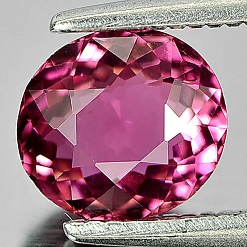 Pink Tourmaline 0.91 Ct. VVS Oval Shape 6.9 x 6.3 Mm. Natural Gemstone Unheated From Nigeria (1 of 3)