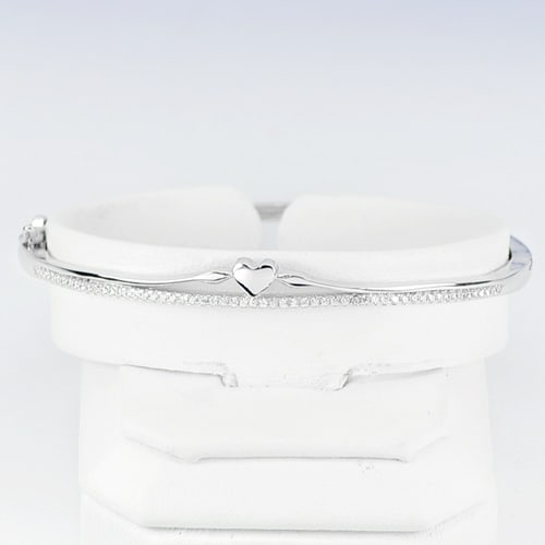 925 Sterling Silver Jewelry Bangle Diameter 58 Mm. Beautiful Heart Design: Product ID: 280550060 / Product Type: 925 Sterling Silver Fine Jewelry / Jewelry Weight: 8.74 Grams. / Gemstones Color: Silver / Metal: Solid Silver 92.5%. / Gemstone Detail: Average Range 8.74 - 9.64