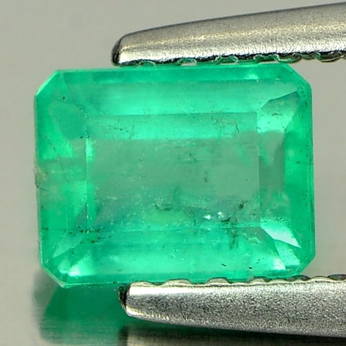 Green Emerald 0.67 Ct. Octagon Shape 5.9 x 4.6 Mm. Natural Gemstone From Columbia: Product ID: 802403498 Product Name: Natural Emerald Weight: 0.67 CT. Size: 5.9 x 4.6 x 3.2 MM. Shape: Octagon Color: Green Clarity:SI1 Luster: Good Gems Origin: Columbia Treatment: Unheated Crystal St
