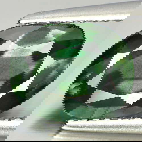 Natural Green Sapphire 2.35 Ct. VVS Oval Shape 9 x 7.2 Mm. Gemstone From Thailand (1 of 3)