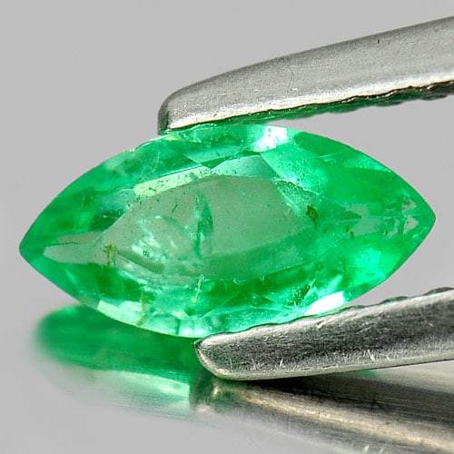 Green Emerald 0.41 Ct. Marquise Shape 7.8 x 3.9 Mm. Natural Gemstone Unheated From Columbia: Product ID: 802402941 Product Name: Natural Emerald Weight: 0.41 CT. Size: 7.8 x 3.9 x 2.4 MM. Shape: Marquise Color: Green Clarity:SI Luster: Good Gems Origin: Columbia Treatment: Unheated Crystal St