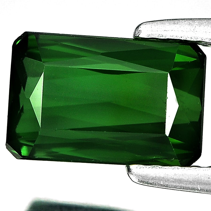 Natural Green Tourmaline 2.10 Ct. Clean Octagon Shape 8.9 x 5.7 Mm. Unheated Gemstone From Nigeria (1 of 3)
