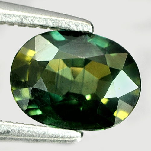 Natural Green Sapphire 1.06 Ct. VVS Oval Shape 7.2 x 5.5 Mm. Gemstone From Thailand: Product ID: 806154513 Product Name: Natural Green Sapphire Weight: 1.06 CT. Size: 7.2 x 5.5 x 3.2 MM. Shape: Oval Color: Green Clarity:VVS Luster: Good Gems Origin: Thailand Treatment: Heated Crystal 