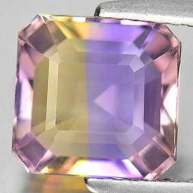 Bi Color Ametrine 3.25 Ct. VVS Octagon Shape 8.7 x 8.5 Mm. Natural Unheated Gemstone From Bolivia (1 of 3)