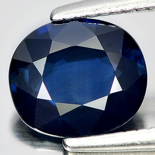 Blue Sapphire 1.25 Ct. VVS Oval Shape 7.1 x 6.2 Mm. Natural Gemstone From Thailand: Product ID: 806008979 Product Name: Natural Blue Sapphire Weight: 1.25 CT. Size: 7.1 x 6.2 x 3.3 MM. Shape: Oval Color: Blue Clarity:VVS Luster: Good Gems Origin: Thailand Treatment: Heated Crystal St
