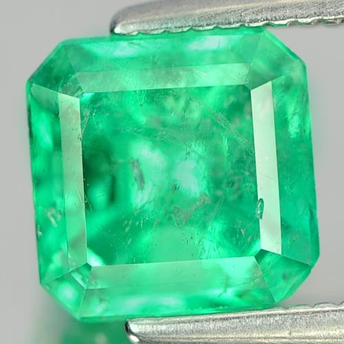 Green Emerald 1.49 Ct. Octagon Shape 6.7 x 6.7 Mm. Natural Unheated Gemstone From Columbia: Product ID: 802401693 Product Name: Natural Emerald Weight: 1.49 CT. Size: 6.7 x 6.7 x 5.4 MM. Shape: Octagon Color: Green Clarity:SI Luster: Good Gems Origin: Columbia Treatment: Unheated Crystal Str