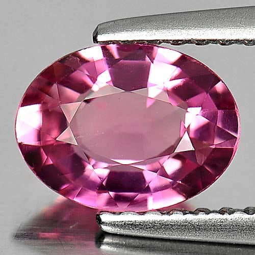 Natural Pink Tourmaline 0.99 Ct. VVS Oval Shape 7.9 x 6 x 3.3 Mm. Gemstone Unheated From Nigeria (1 of 3)