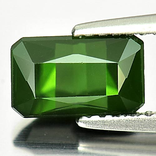 Natural Green Tourmaline 1.67 Ct. VVS Octagon Shape 8.5 x 5.2 Mm. Gemstone From Nigeria (1 of 3)