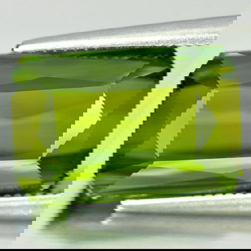 Green Tourmaline 7.77 Ct. VVS Octagon Shape 13.3 x 8.8 Mm. Natural Gemstone From Nigeria (1 of 3)