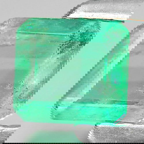 Natural Green Emerald 0.42 Ct. Octagon Shape 4.8 x 4.4 Mm. Natural Unheated Gemstone From Columbia (1 of 3)