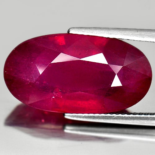 Natural Pinkish Red Ruby 20.33 Ct. Oval Shape 22 x 12 Mm. Gemstone From Madagascar (1 of 3)