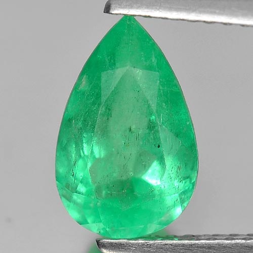 Natural Green Emerald 1.95 Ct. Pear Shape 10.9 x 6.9 Mm. Gemstone From Columbia (1 of 3)