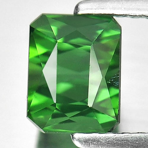 Natural Green Tourmaline 1.68 Ct. VVS Octagon Shape 6.7 x 5.3 Mm. Unheated Gemstone From Nigeria: Product ID: 807225168 Product Name: Natural Tourmaline Weight: 1.68 CT. Size: 6.7 x 5.3 x 5.2 MM. Shape: Octagon Color: Green Clarity:VVS Luster: Very Good Gems Origin: Nigeria Treatment: Unheated Cry