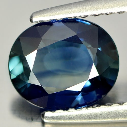 Certified Natural Blue Sapphire 1.39 Ct. Oval Shape 7.61 x 6.36 Mm. Gemstone From Thailand: Product ID: 806144181 Product Name: Natural Blue Sapphire Weight: 1.39 CT. Size: 7.61 x 6.36 x 3.18 MM. Shape: Oval Color: Blue Clarity:VVS Luster: Good Gems Origin: Thailand Treatment: Heated Crystal