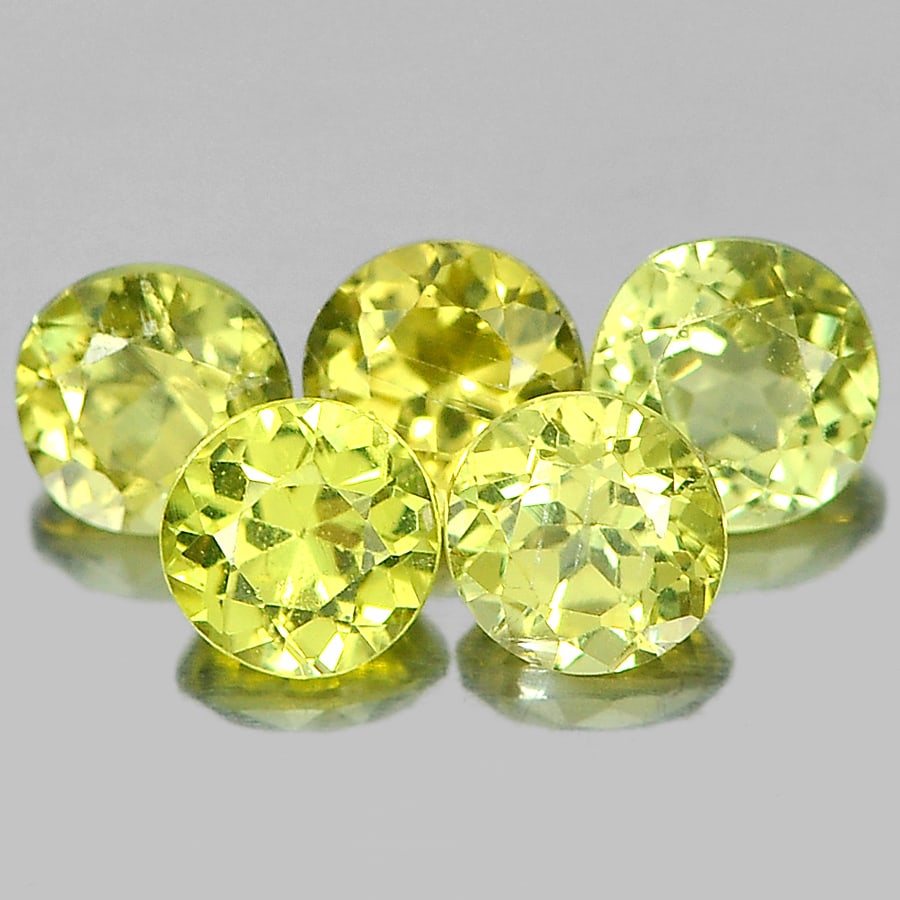 Natural Greenish Yellow Mali Garnet 1.14 Ct. 5 Pcs. Round Shape 3.4 Mm. Gemstone From Madagascar: Product ID: 802936119 Product Name: Natural Mali Garnet Weight: 1.14 CT. Size: 3.4 x 2.4 to 3.7 x 2.4 MM. Shape: Round Color: Yellow Clarity:SI1 Luster: Good Gems Origin: Madagascar Treatment: Unheate