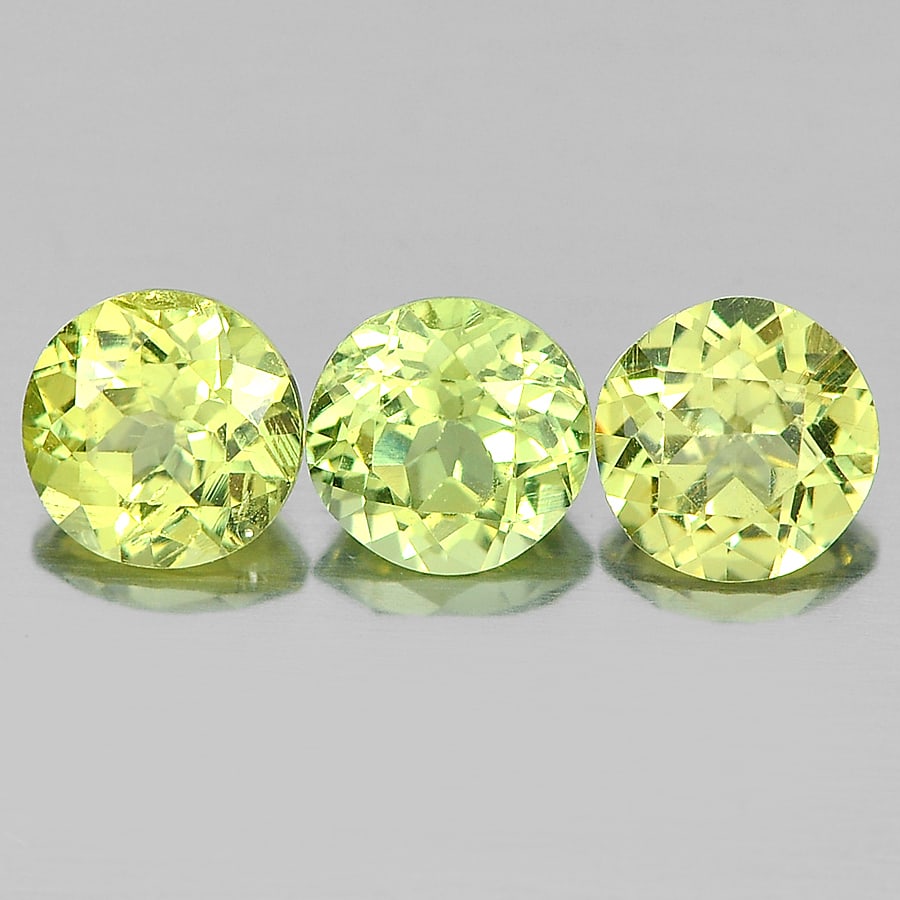 Natural Greenish Yellow Mali Garnet 1.49 Ct. 3 Pcs. Round Shape 4.8 x 3 Mm. Gemstone From Madagascar: Product ID: 802936115 Product Name: Natural Mali Garnet Weight: 1.49 CT. Size: 4.8 x 3 MM. Shape: Round Color: Yellow Clarity:SI1 Luster: Good Gems Origin: Madagascar Treatment: Unheated Crystal Struc