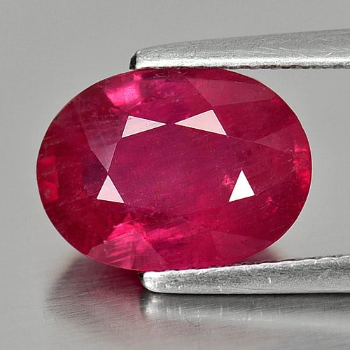 Natural Red Ruby 4.54 Ct. Oval Shape 11.4 x 8.4 Mm. Gemstone From Mozambique (1 of 3)