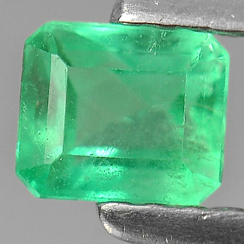 Natural Unheated Green Emerald 0.42 Ct. Octagon Shape 4.6 x 4 Mm. Gemstone From Columbia (1 of 3)