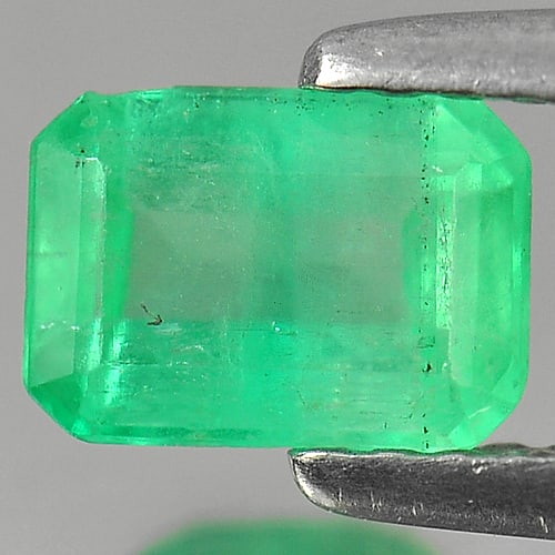Natural Green Emerald 0.74 Ct. Octagon Shape 6.5 x 4.7 Mm. Gemstone From Columbia (1 of 3)