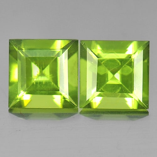 Natural Green Peridot 2.18 Ct. 2 Pcs. Square Shape 6.1 x 6.1 Mm. Gemstone From Pakistan: Product ID: 805314844 Product Name: Natural Peridot Weight: 2.18 CT. Size: 6.1 x 6.1 x 4 MM. Shape: Square Color: Green Clarity:SI Luster: Good Gems Origin: Pakistan Treatment: Unheated Crystal Struct