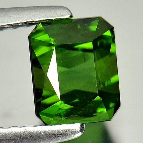 Natural Green Tourmaline 1.28 Ct. Octagon 6.4 x 5.2 Mm. Gemstone From Nigeria (1 of 3)