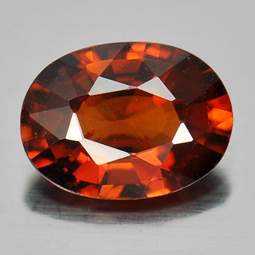 Natural Orangish Red Spessartine Garnet 0.91 Ct. VVS Oval Shape 6.7 x 4.9 Mm Gemstone From Nigeria: Product ID: 802917756 Product Name: Natural Spessartine Weight: 0.91 CT. Size: 6.7 x 4.9 x 2.9 MM. Shape: Oval Color: Orangish Red Clarity:VVS Luster: Good Gems Origin: Nigeria Treatment: Unheated Cry