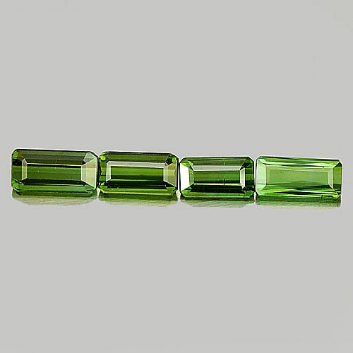 Natural Green Tourmaline 3.33 Ct. 4 Pcs. Octagon Shape 8.1 x 4.1 Mm Gemstone From Nigeria: Product ID: 807233486 Product Name: Natural Tourmaline Weight: 3.33 CT. Size: 8.1 x 4.1 x 3.2 MM. Shape: Octagon Color: Green Clarity:VVS - VSI Luster: Good Gems Origin: Nigeria Treatment: Unheated Cr