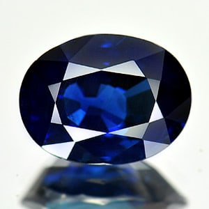 Certified Natural Blue Sapphire 5.10 Ct. VVS Oval Shape 8.80 x 11.59 Mm. Gemstone From Madagascar (1 of 3)