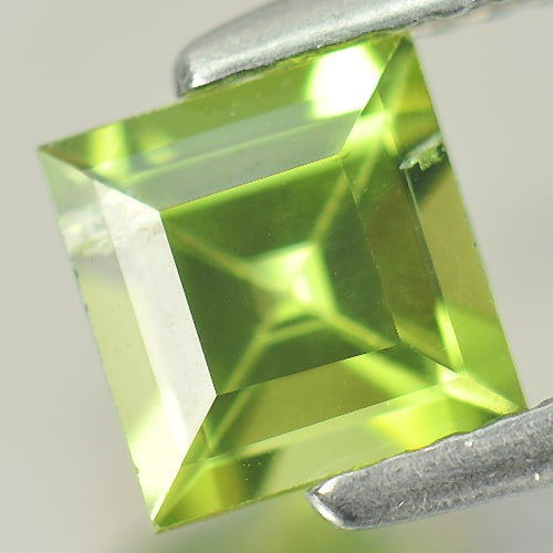 Natural Green Peridot 1.23 Ct. Square Shape 6 Mm Gemstone Unheated From Pakistan (1 of 3)