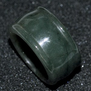 Natural Green Ring Jade 49.51 Ct. Gemstone From Thailand Size 9.5 (1 of 3)
