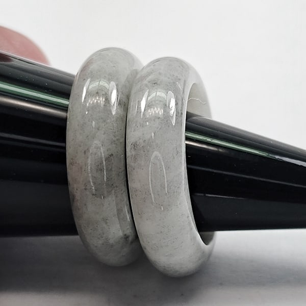 Natural Jade Rings 36.25 Ct. 2 Pcs Size 7 Unheated Gemstone (1 of 3)