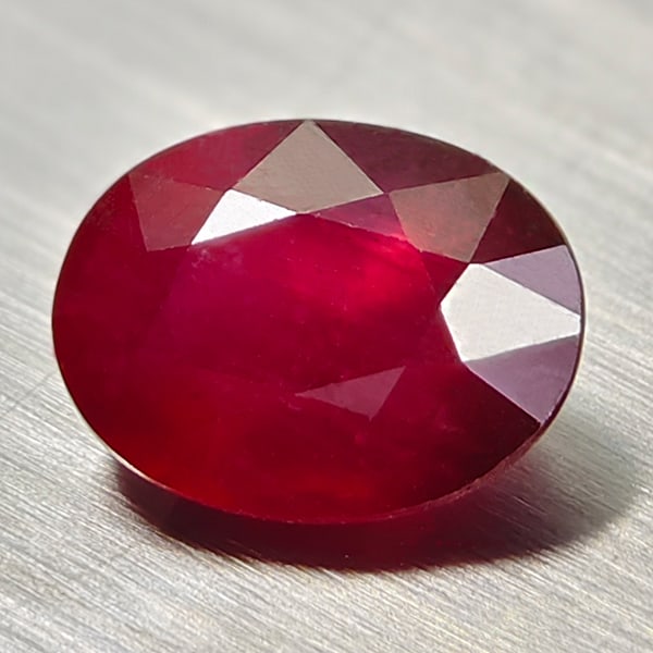 Natural Red Ruby 4.58 Ct. Oval Shape 10.6 x 8.2 Mm. Gemstone From Madagascar (1 of 3)