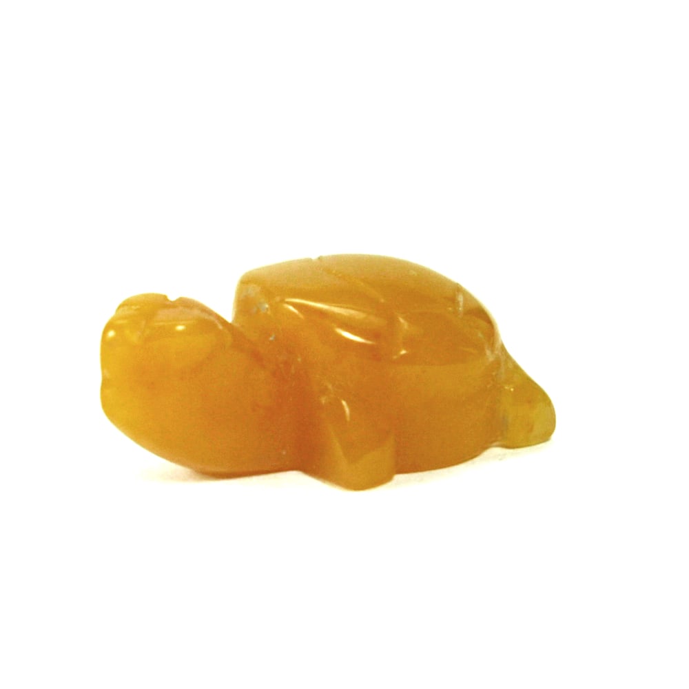 Natural Burmese Honey Jade 18.29 Ct. Turtle Carving Size 14 x 22 x 10 Mm. (1 of 3)