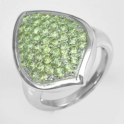 Natural Green Peridot 925 Sterling Silver Ring Jewelry 5.86 G. Size 6 (1 of 3)