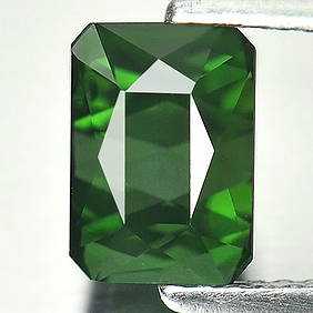 Natural Green Tourmaline 1.89 Ct. VVS Octagon Shape 5.4 x 7.7 Mm. Gemstone From Nigeria (1 of 3)