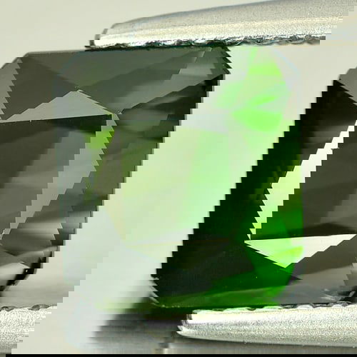 Natural Green Tourmaline 1.78 Ct. VVS Octagon Shape 7.1 x 6.6 Mm. Gemstone Unheated From Nigeria (1 of 3)