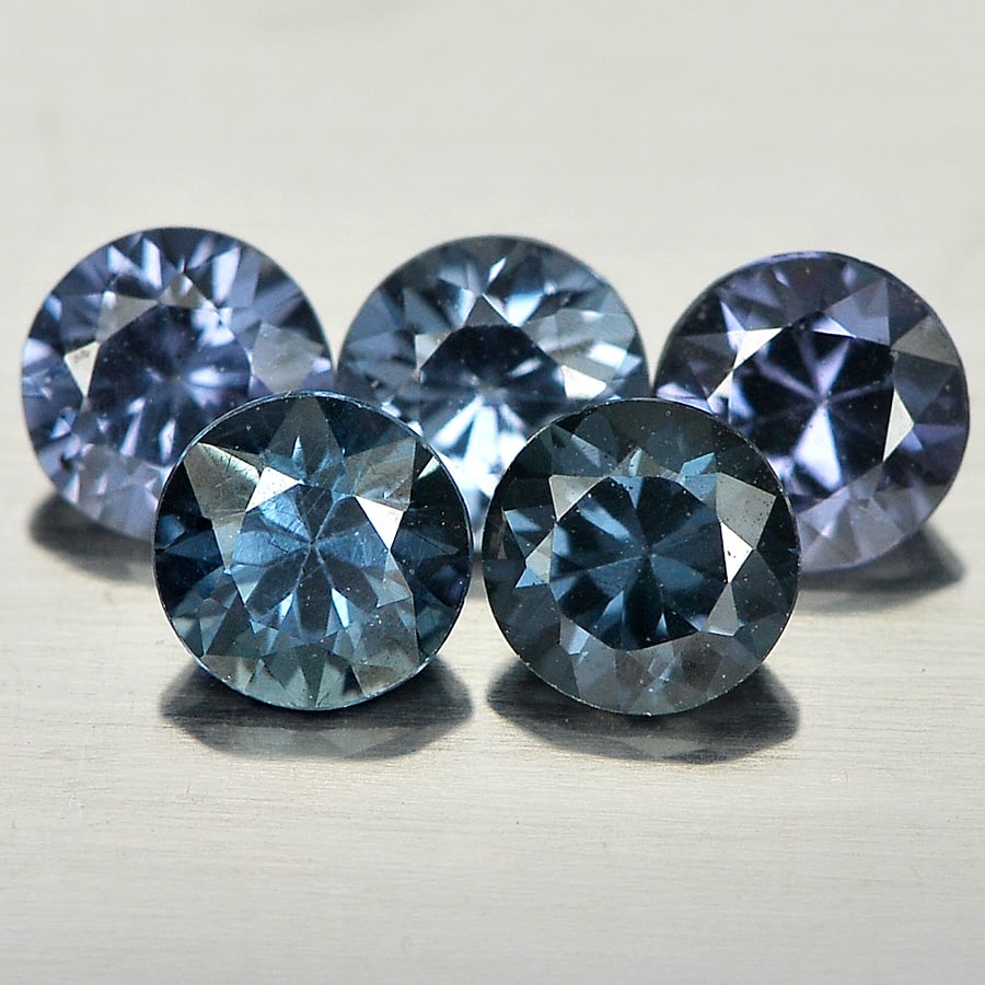 Natural Green To Red Color Change Garnet 1.79 Ct. 5 Pcs. Round Diamond Cut 4.2 Mm Gemstone From (1 of 3)