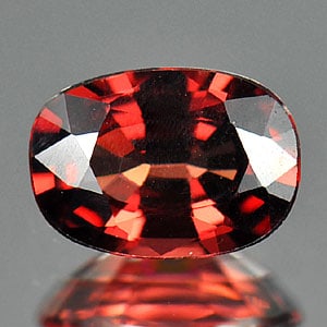 Natural Purplish Red Rhodolite Garnet 0.91 Ct. Oval Shape 7.3 x 5.2 Mm Gemstone From Madagascar: Product ID: 802923492 Product Name: Natural Rhodolite Weight: 0.91 CT. Size: 7.3 x 5.2 x 3.2 MM. Shape: Oval Color: Purplish Red Clarity:VSI Luster: Good Gems Origin: Mardagascar Treatment: Unheated C