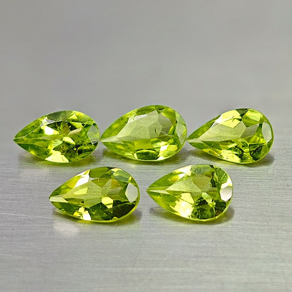 Natural Green Peridot 3.82 Ct. 5 Pcs. Pear Shape 8.1 x 5.1 Mm Gemstone From Pakistan (1 of 3)