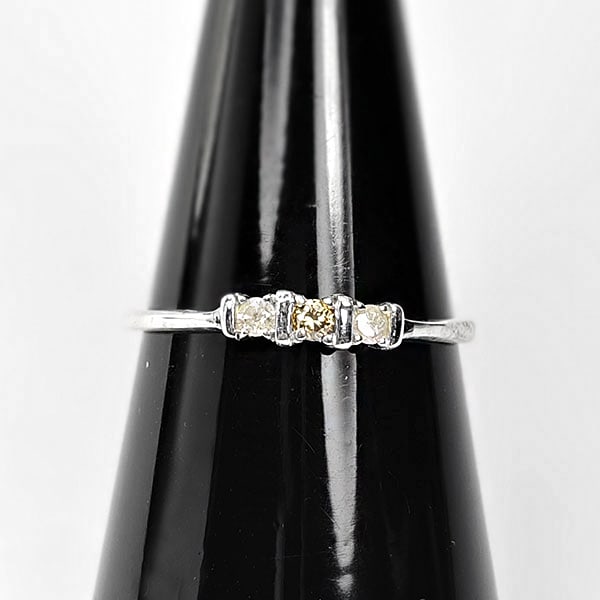 Natural Diamond 0.10 Ct. 925 Sterling Silver Ring Jewelry 0.85 Grams Size 6: Product ID: 502100167 Product Type: 925 Sterling Silver Fine Jewelry Jewelry Weight: 0.85 Grams. Gemstones Color: White Champagne Metal: Solid Silver 92.5%. Gemstone Detail: At Your Service: At Treasu