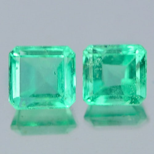 Natural Green Emerald 0.34 Ct. 2 Pcs. Octagon Shape 3.4 x 3.2 Mm. Gemstone From Columbia: Product ID: 802401682 Product Name: Natural Emerald Weight: 0.34 CT. Size: 3.4 x 3.2 x 2.4 MM. Shape: Octagon Color: Green Clarity:VSI Luster: Good Gems Origin: Columbia Treatment: Unheated Crystal St