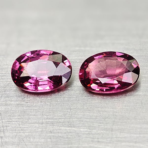 Natural Purplish Pink Rhodolite Garnet 1.58 Ct. 2 Pcs Oval Shape 7.7 x 4.9 Mm Gemstones From: Product ID: 802936423 Product Name: Natural Rhodolite Weight: 1.58 CT. Size: 7.7 x 4.9 x 2.5 MM. Shape: Oval Color: Purplish Pink Clarity:VSI Luster: Very Good Gems Origin: Madagascar Treatment: Unhea